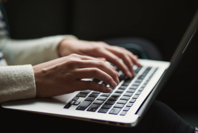 直聘平台上的工厂直招与中介派遣 如何识别与选择